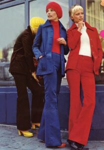 Style vestimentaire des années 70 : détails du look de l'époque